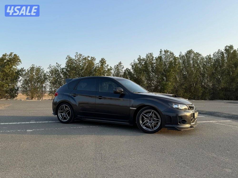 2011 Subaru Impreza WRX STI hatchback 2.5 
القير: تماتيك
ممشى السيارة:3