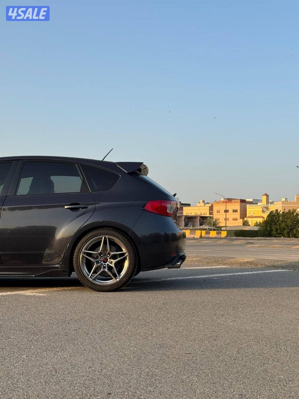 2011 Subaru Impreza WRX STI hatchback 2.5 
القير: تماتيك
ممشى السيارة:5