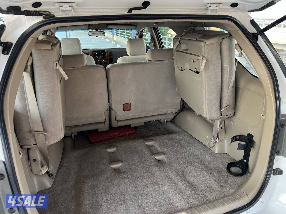 للبيـــــع فورتنرV6 - م 2011 - وارد الساير - بحالة وكالة11