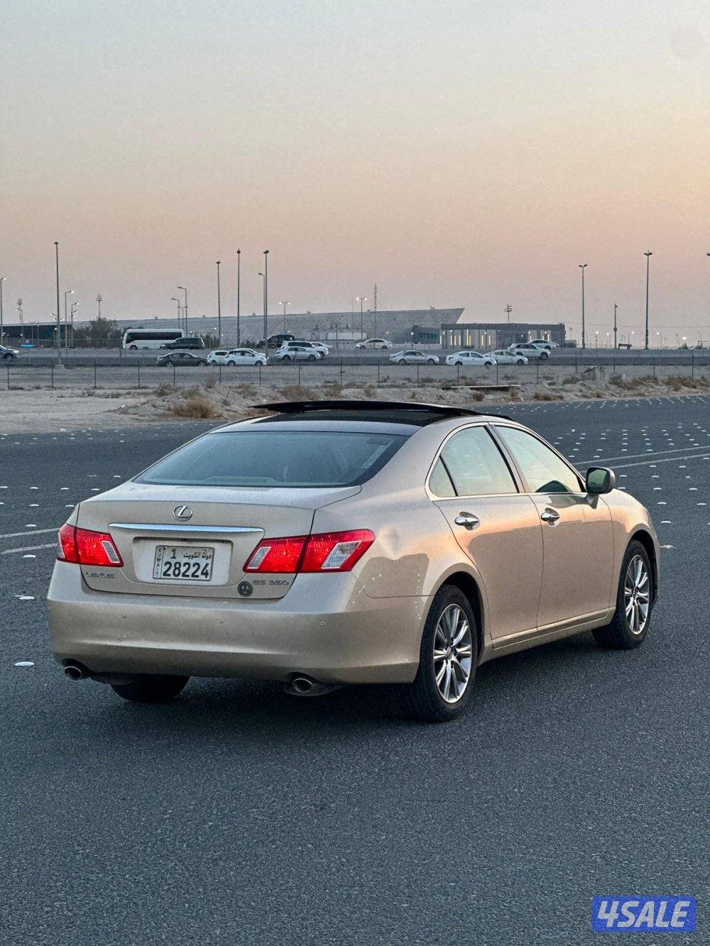 للبيع لكزس ES350موديل 2008 شرط الفحص نظيفه جدا2