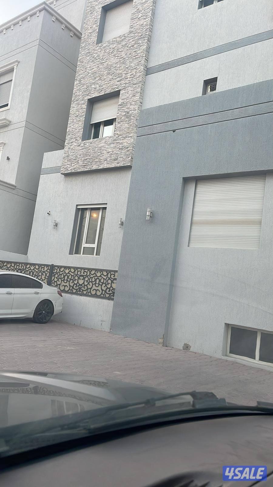 للايجار قسايم/ ادوار / وشقق   جابر الاحمد1