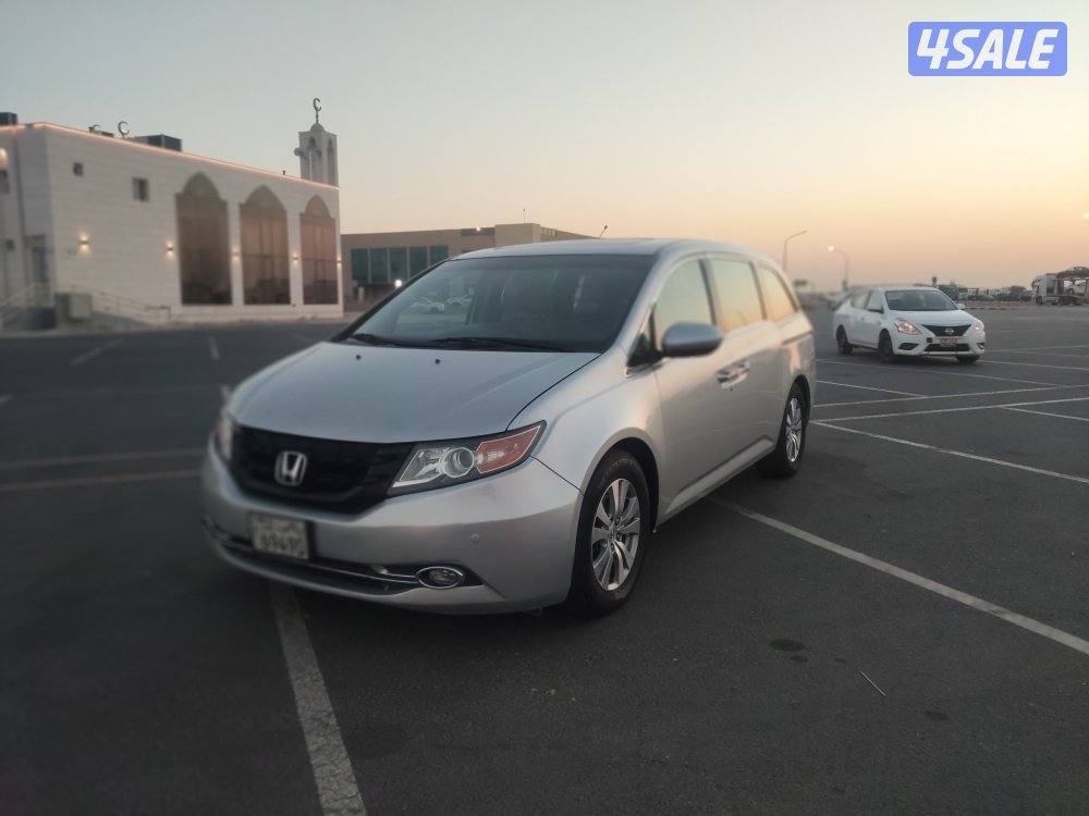 هوندا اوديسي موديل 2014 عداد ٢٦٥ فضي فل كامل المواصفات فتحه شاشه بحاله1