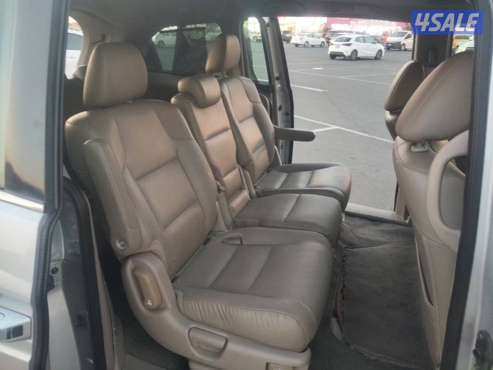 هوندا اوديسي موديل 2014 عداد ٢٦٥ فضي فل كامل المواصفات فتحه شاشه بحاله4