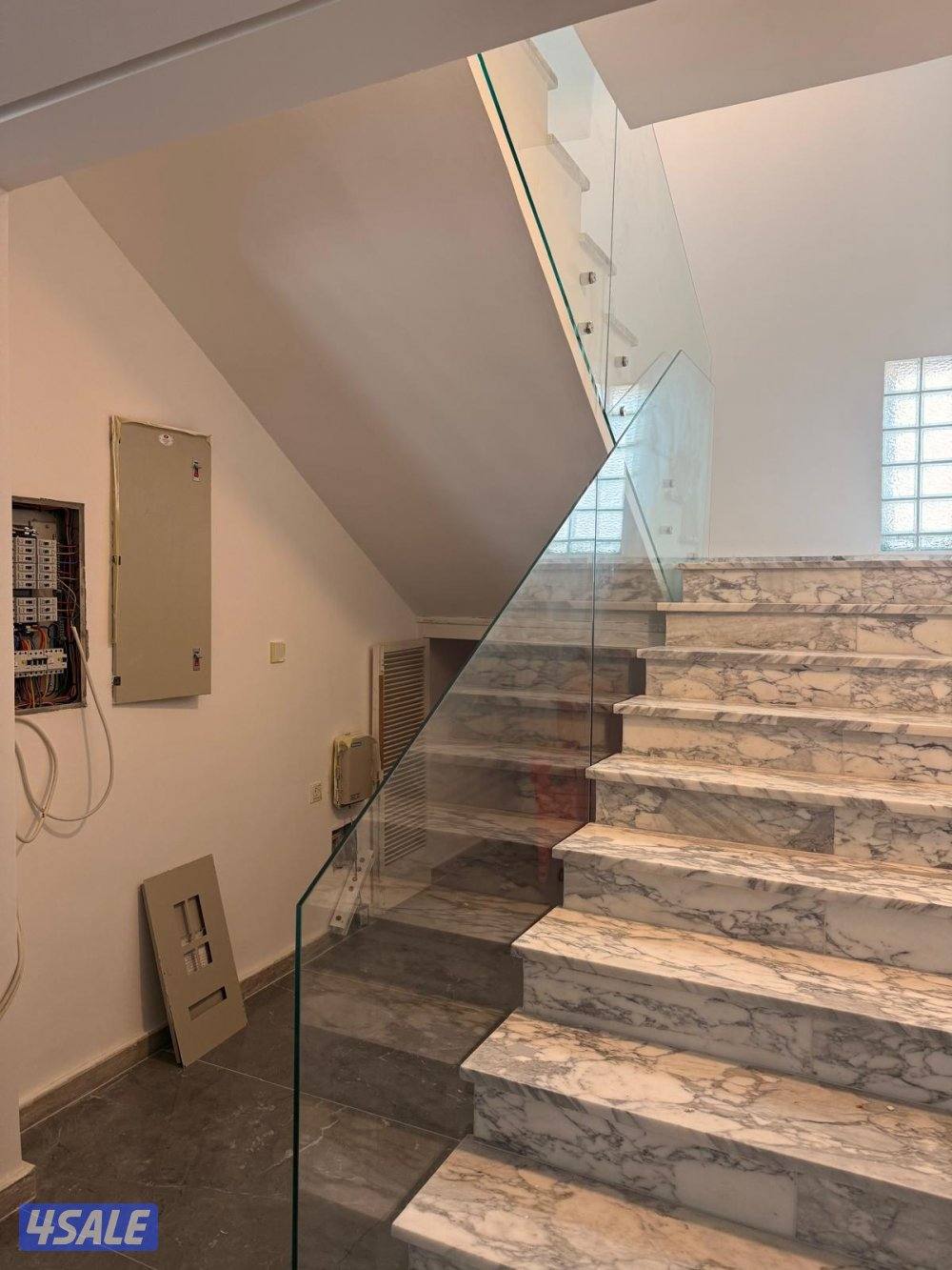 تركيب جميع انواع الزجاج والمرايا شاور بكس طاوله طعام4