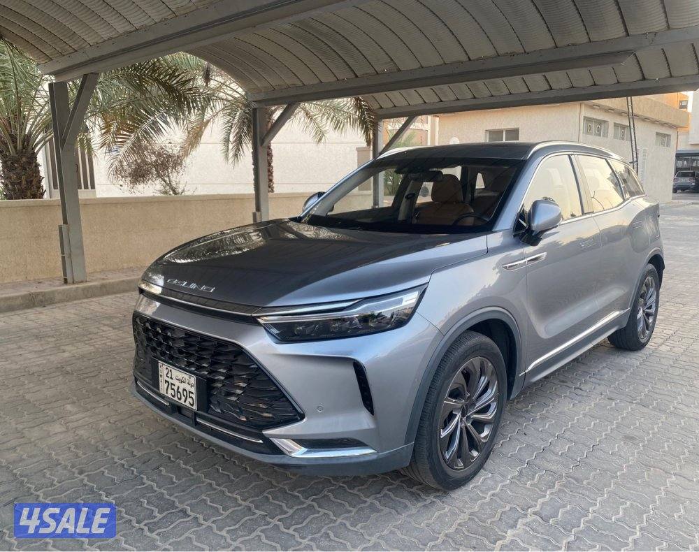 بايك 2023 X7 عداد47 الف سيرفس منتظم وارد الوكاله فل اوبشن1