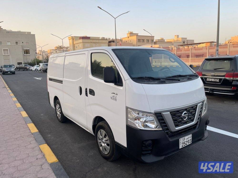 نيسان اورفان مقفل موديل 2020 ماشي 60 الف بحالة ممتازة3