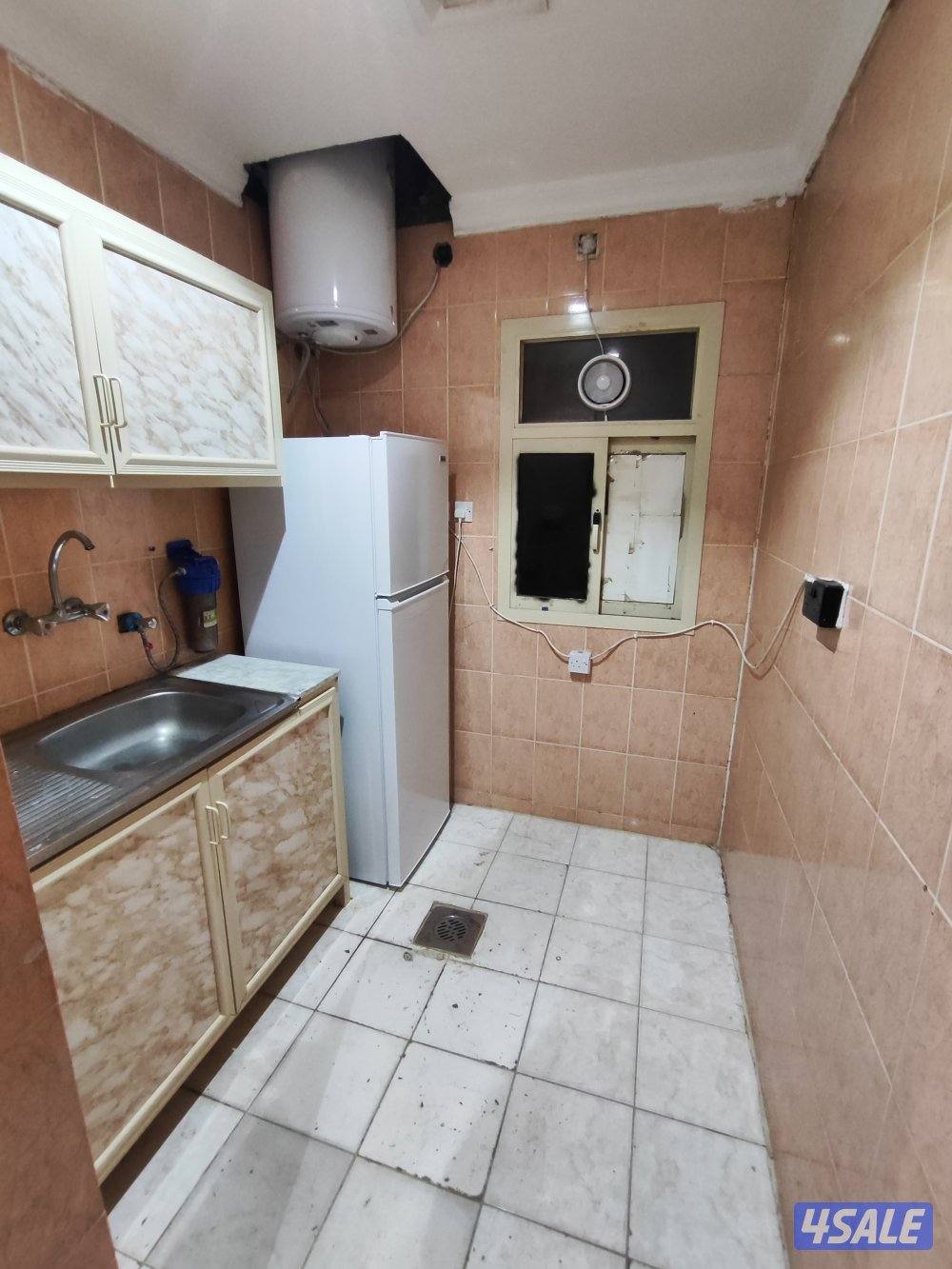 شقق للايجار حولي سوبر لوكس مساحه كبيره غرفة صاله حمام مطبخ باركن سيارا15