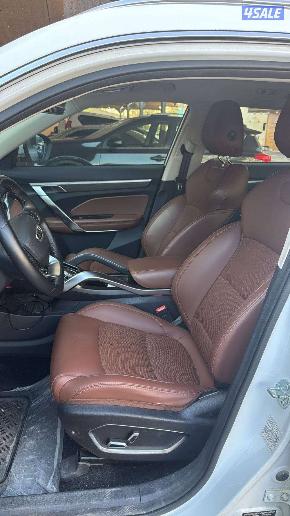 للبيع جيلي ازكارا4