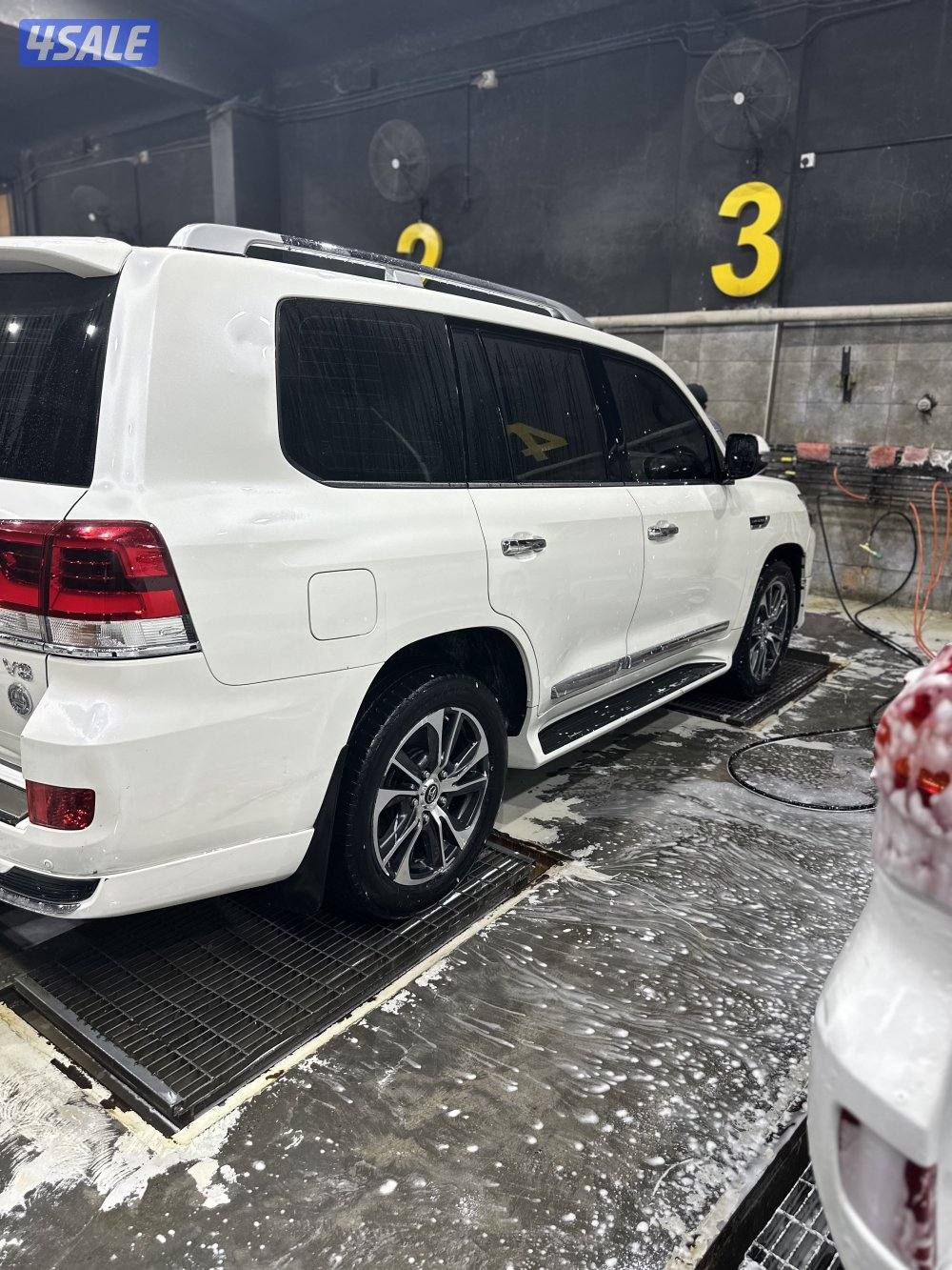 غراند تورنق فول مخمل عداد ٣٠٠ الف شرط الفحص المالك الأول3