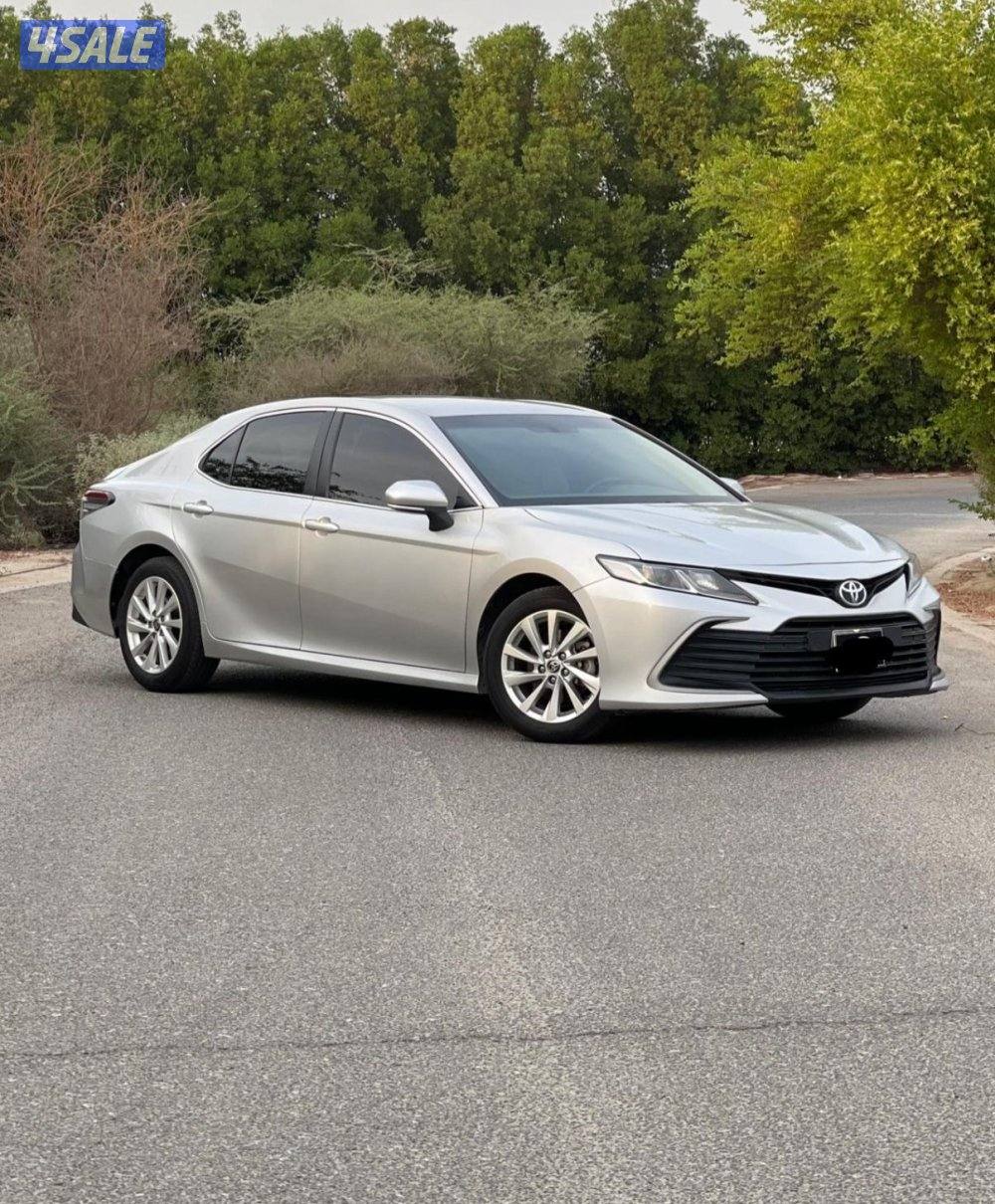 للبيع كامري موديل 20243