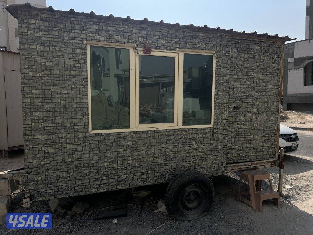 للبيع شاليه متنقل وشاليه ثابت بحاله ممتازة  موجودين بغرب عبدالله0