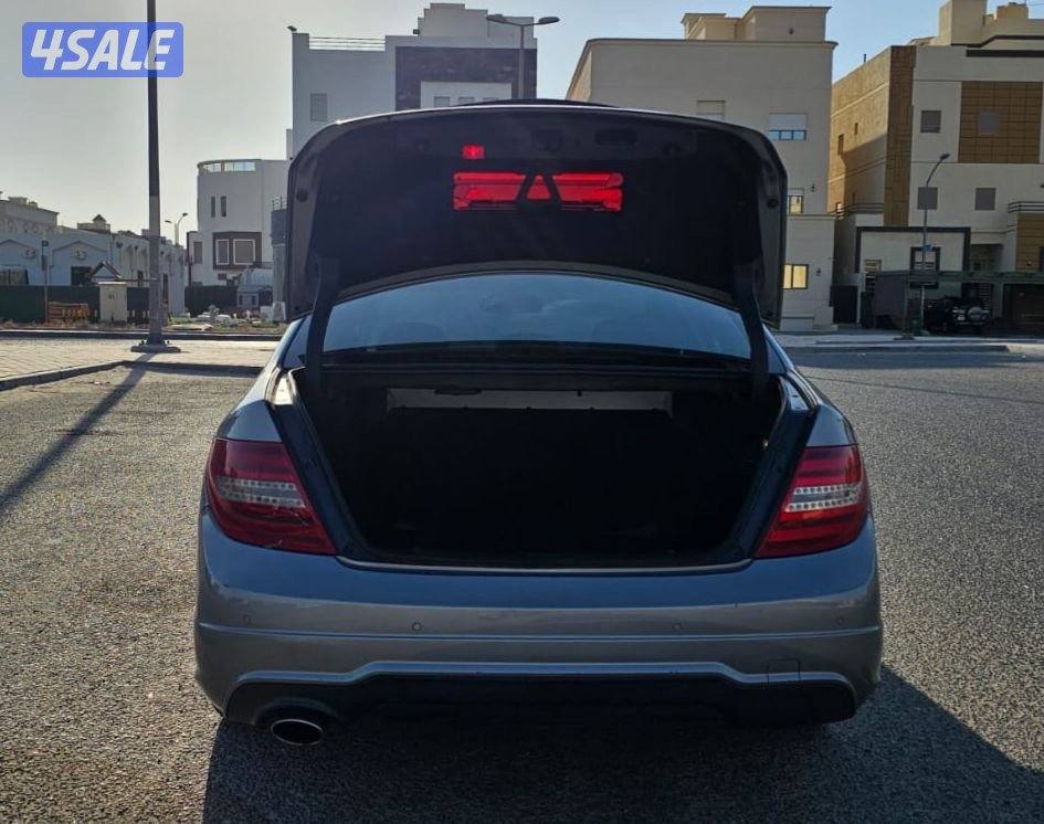 مرسيدس C250 موديل 20145