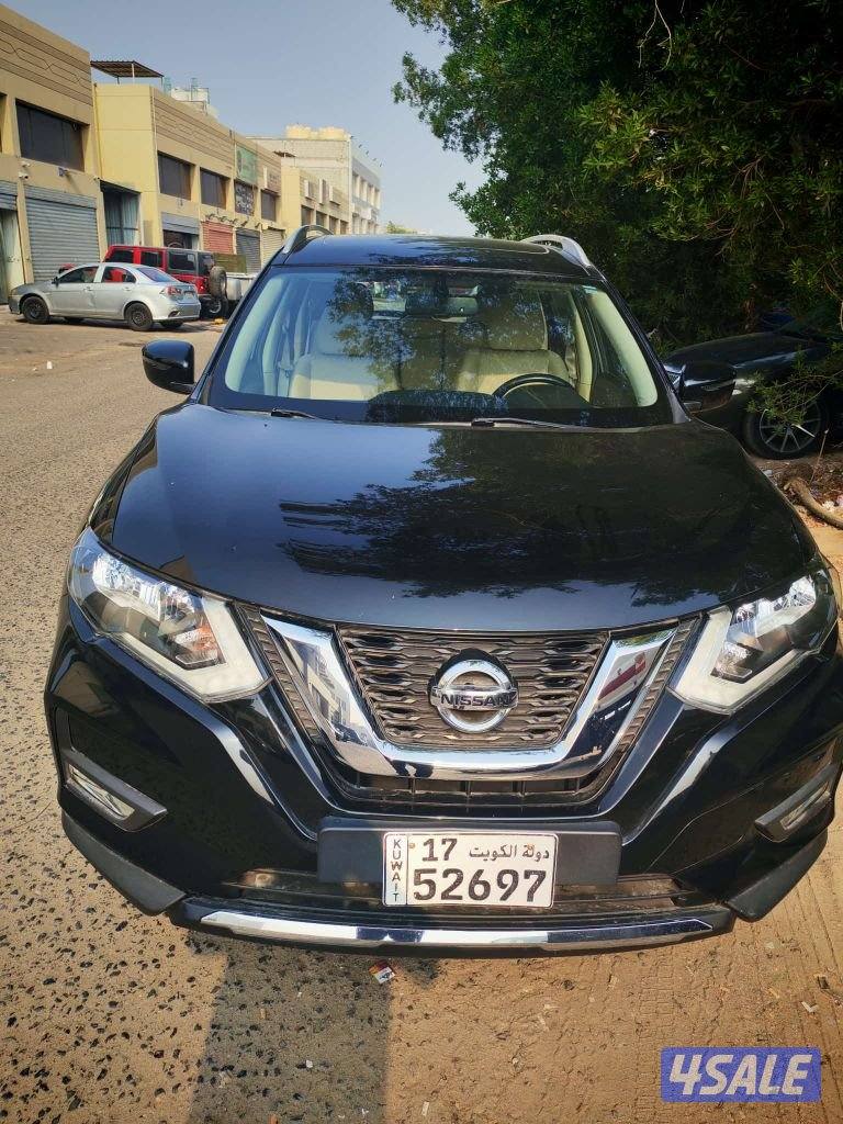 x trail 2020 full option.. 4 tyre new company service1