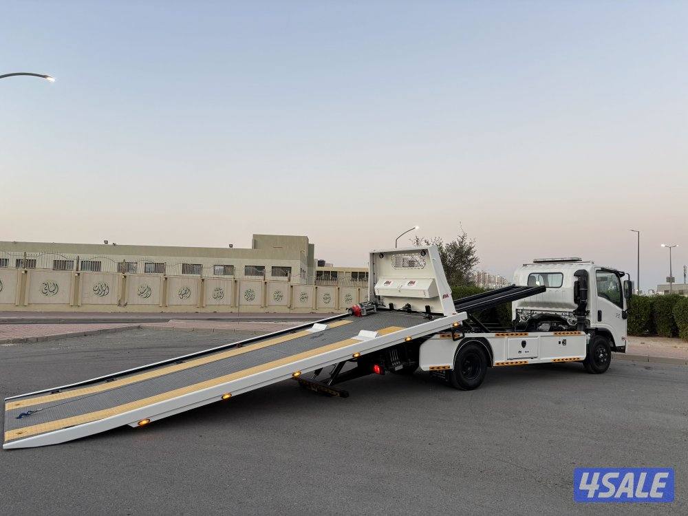 سطحة ايسوزو موديل 2026 اصفار7