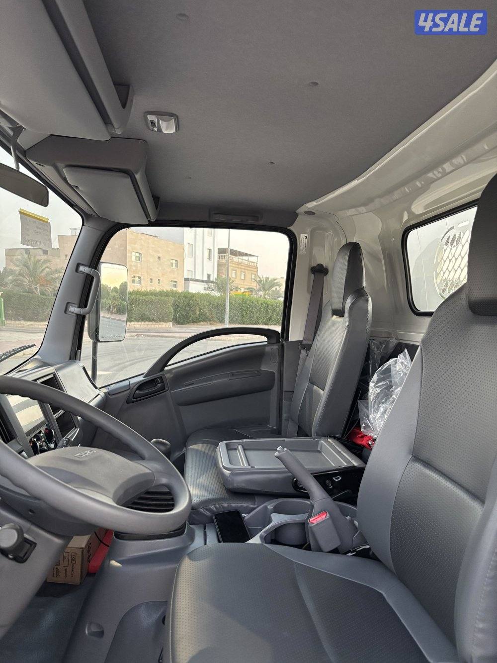 سطحة ايسوزو موديل 2026 اصفار9