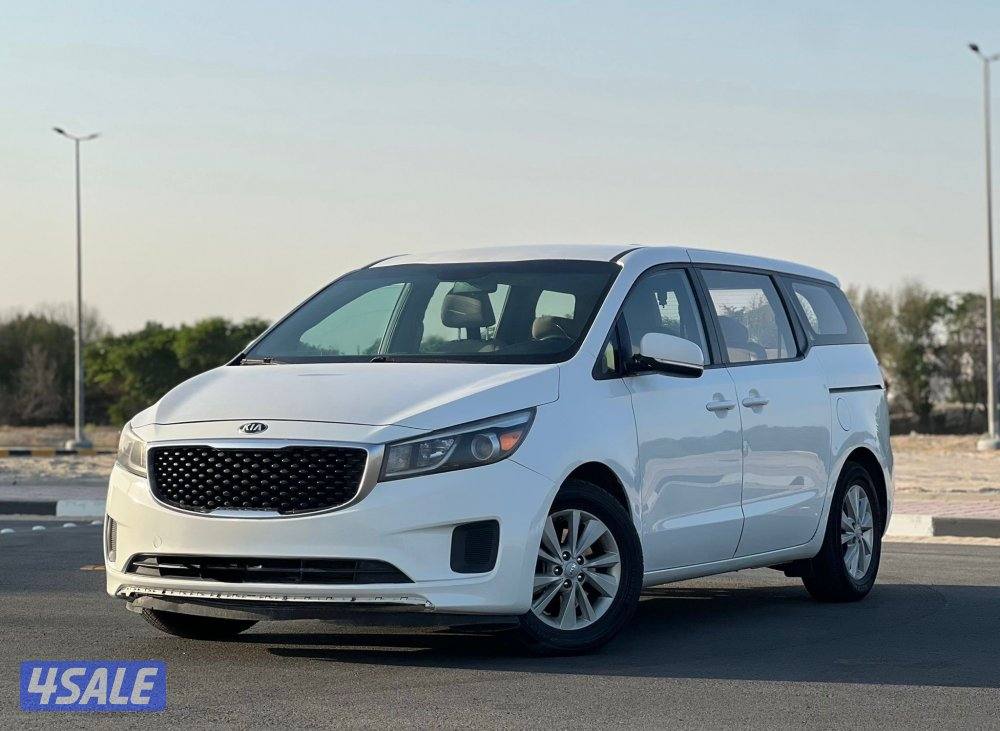 للبيع - كيا 2016 - عائليه - 7 راكب - بحاله ممتازه0