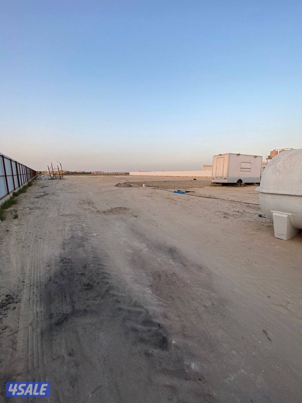 للبيع مزرعه بالوفره طريق٥٠٠ شركات نباتيه او بدل مع جاخور ودفع الفرق6