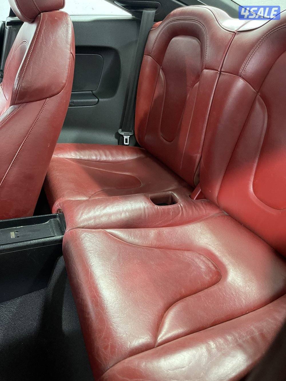 للبيع بحاله ممتازه داخليه احمر11