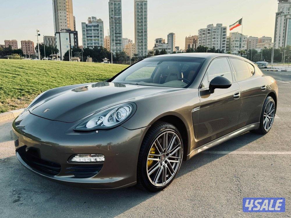 بورش بانميرا Porsche panamera 20112