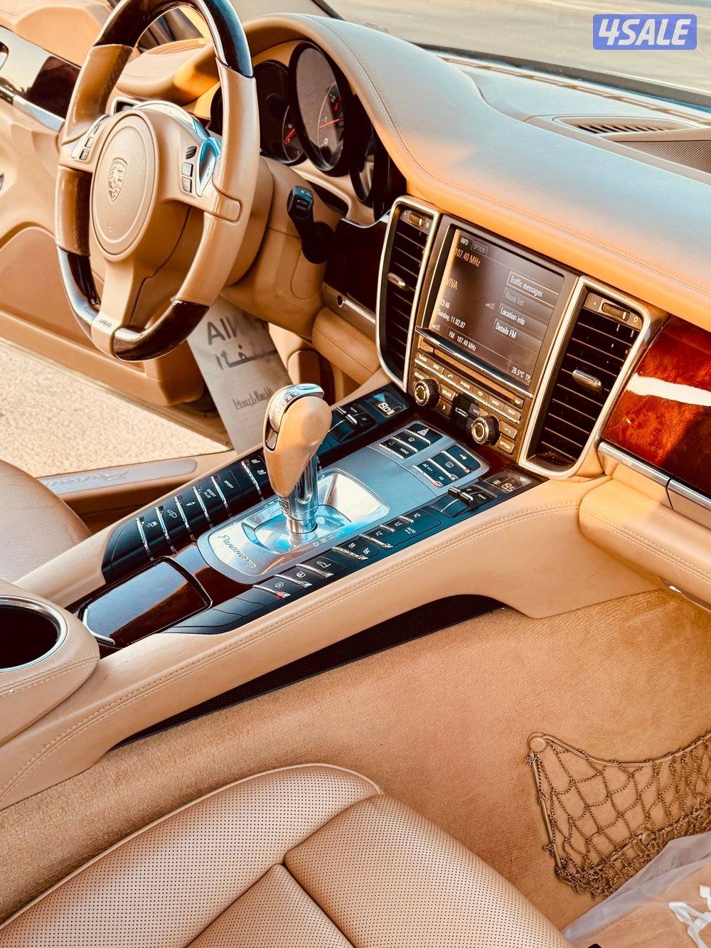 بورش بانميرا Porsche panamera 20117