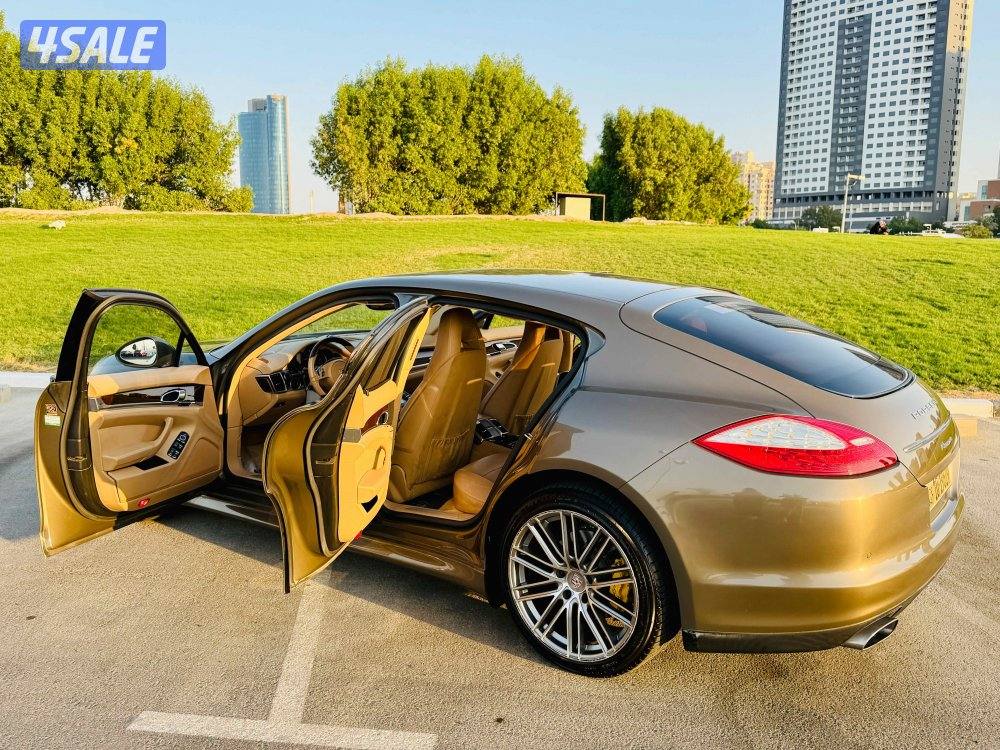 بورش بانميرا Porsche panamera 20119