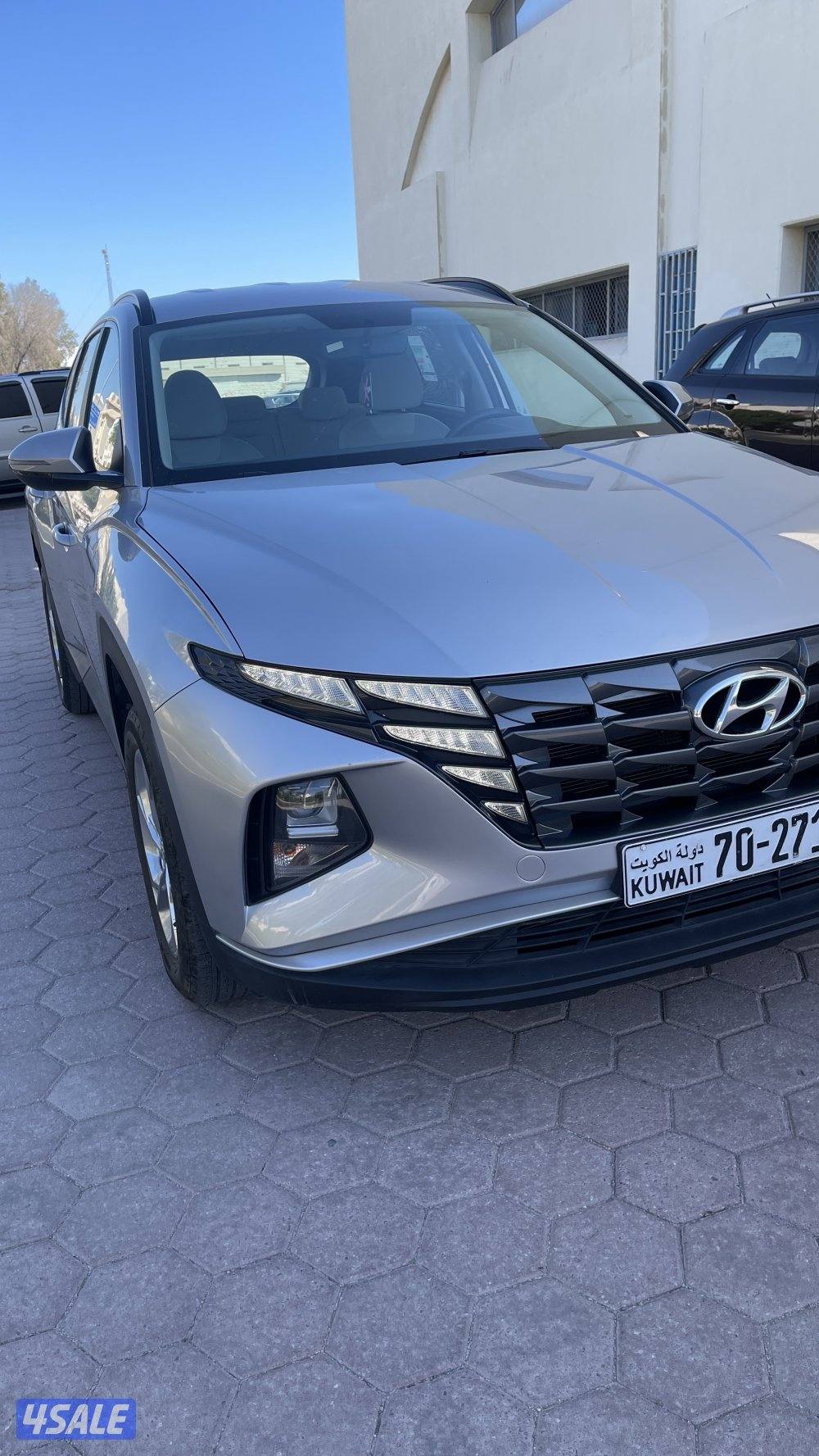 توسان موديل 2022 شرط الفحص ماشي 69 الف صبغ وكالة ما عدا قطعه9