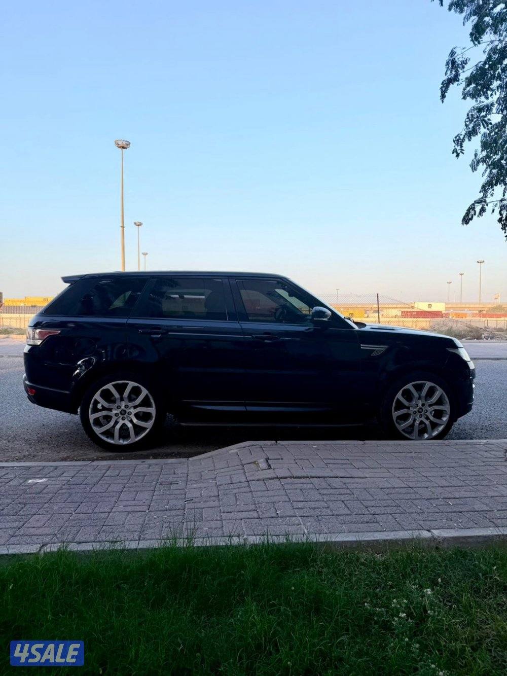 رنج روفر سبورت موديل 2015 ماشي 227 الف كم محرك v6 سبورت تشارج1