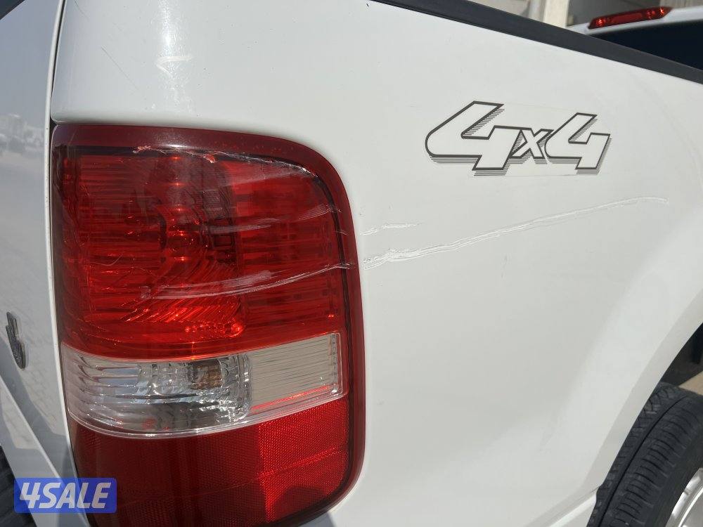 F-150 وانيت موديل ٢٠٠٥ غمارة دبل ارضي نظيف جداً، باب وربع حوض طويل4