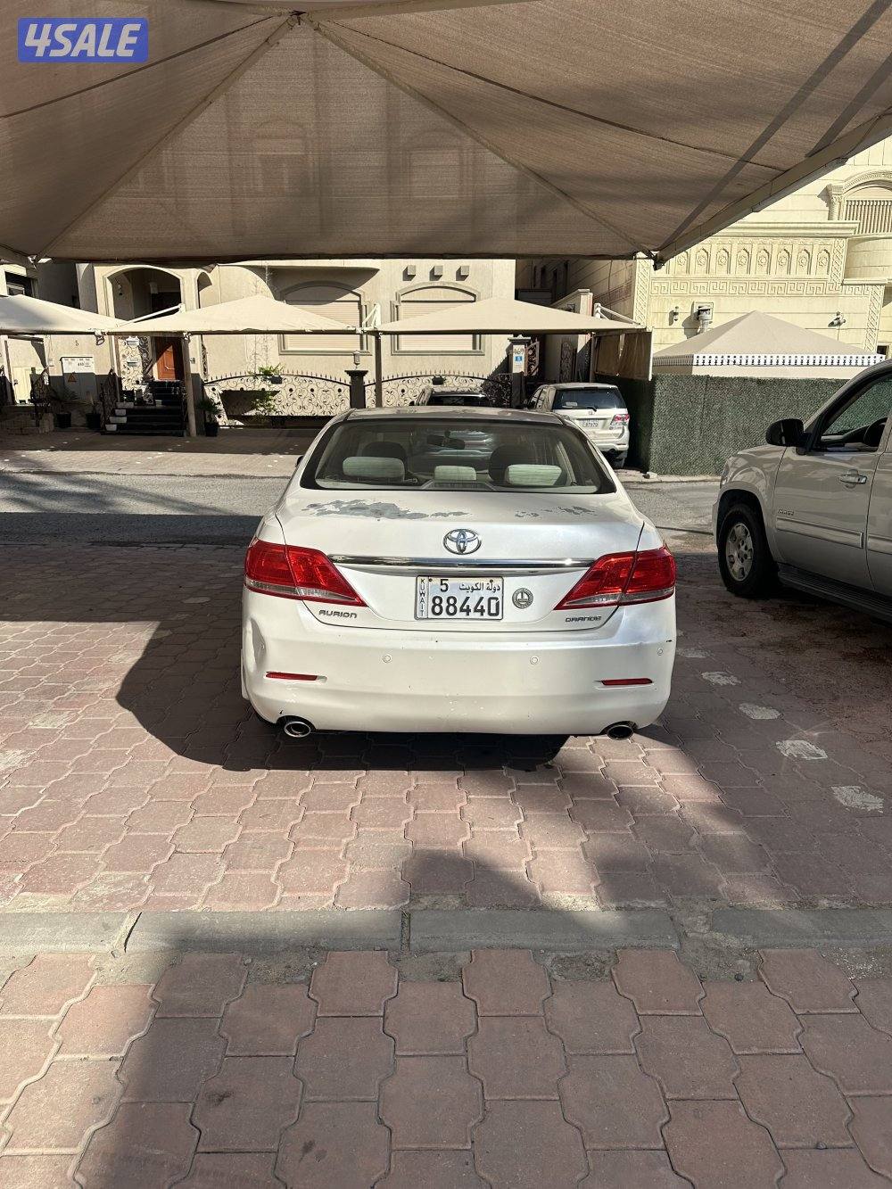 للبيع أوريون 2010  لون بيض صدفي من داخل بيج0