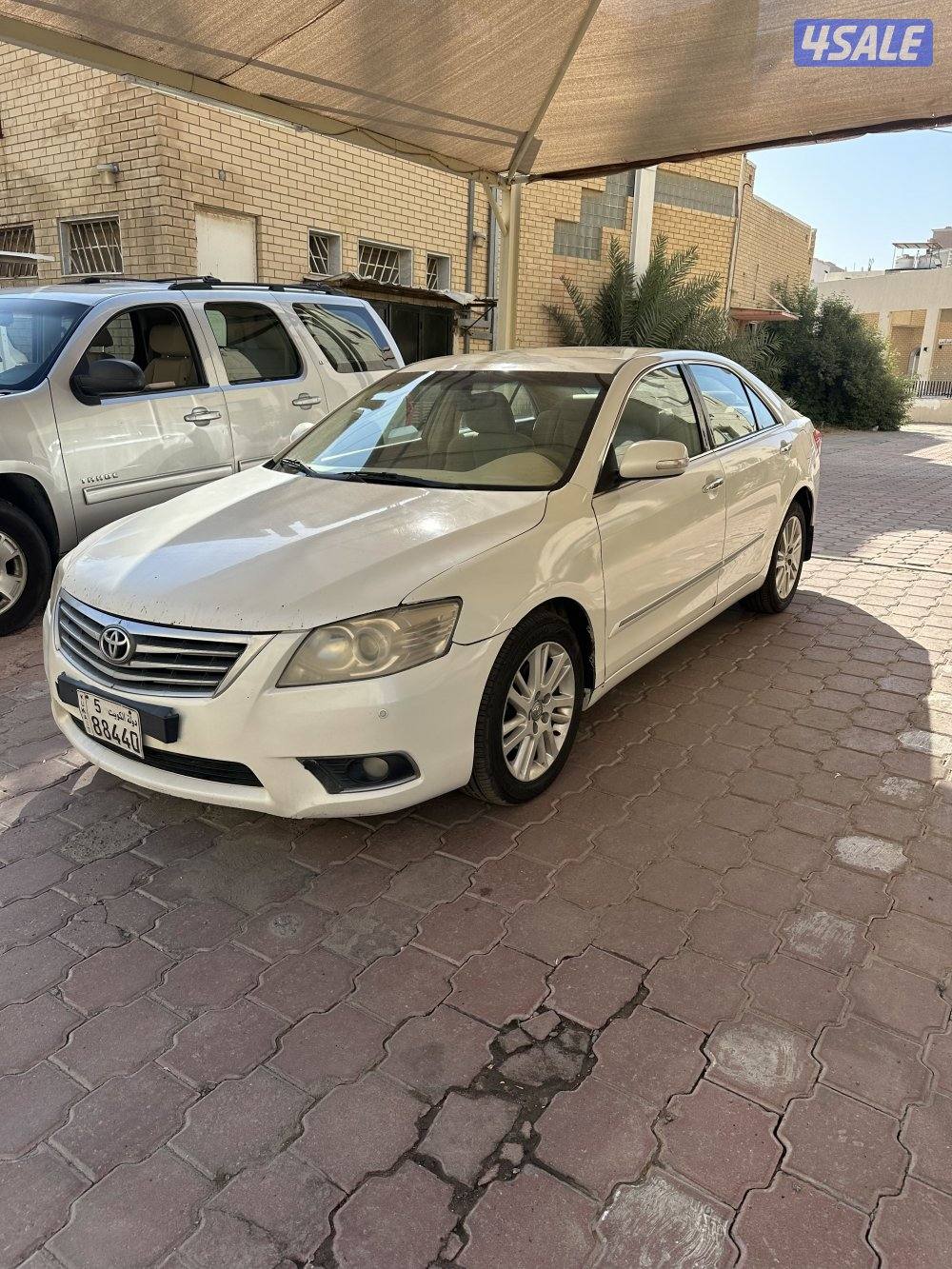 للبيع أوريون 2010  لون بيض صدفي من داخل بيج2