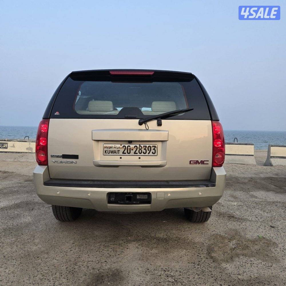 للبيع .. جي ام سي يوكن 2012 مو محتاجه أي مصاريف .. وتم تنزيل السعر لسر4