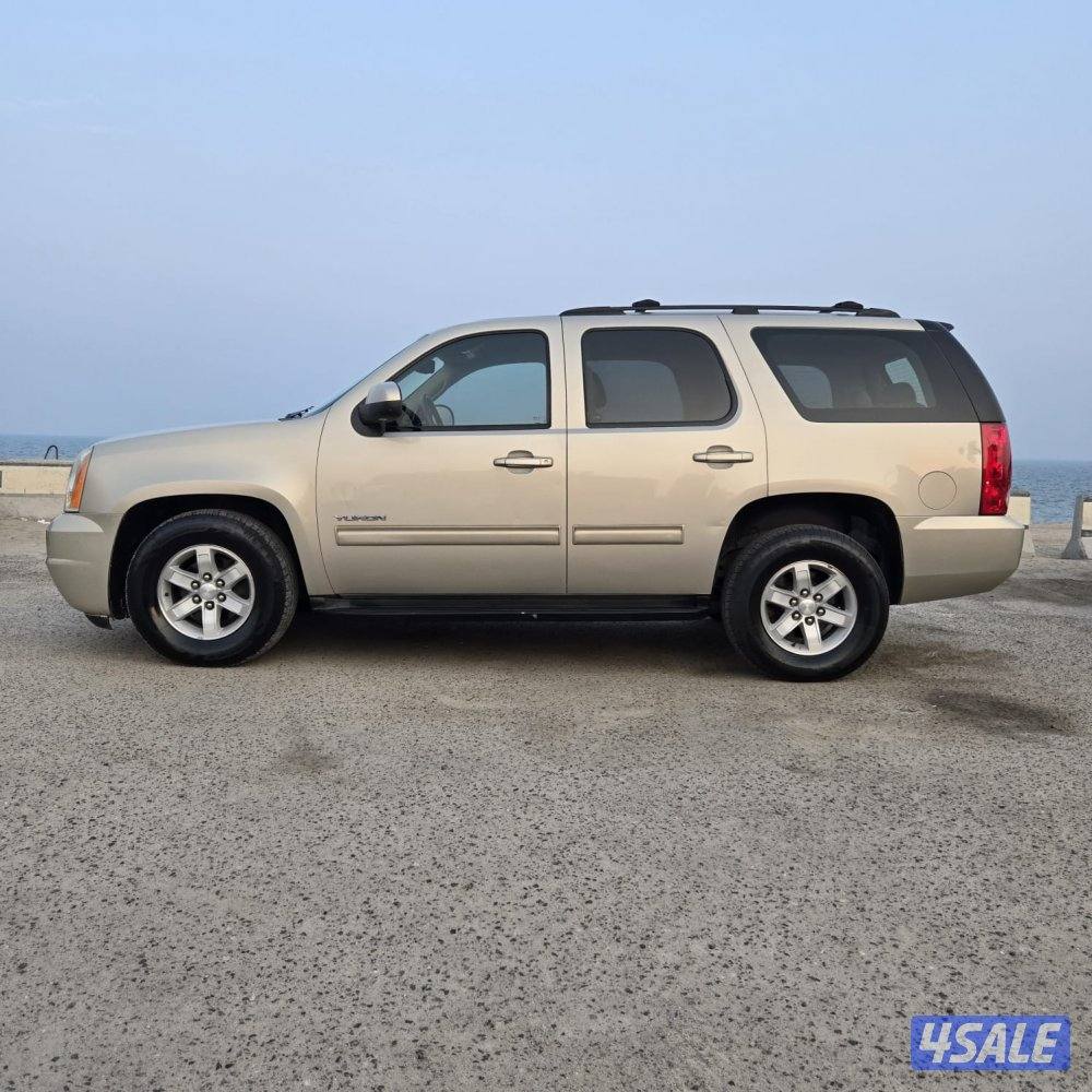 للبيع .. جي ام سي يوكن 2012 مو محتاجه أي مصاريف .. وتم تنزيل السعر لسر9