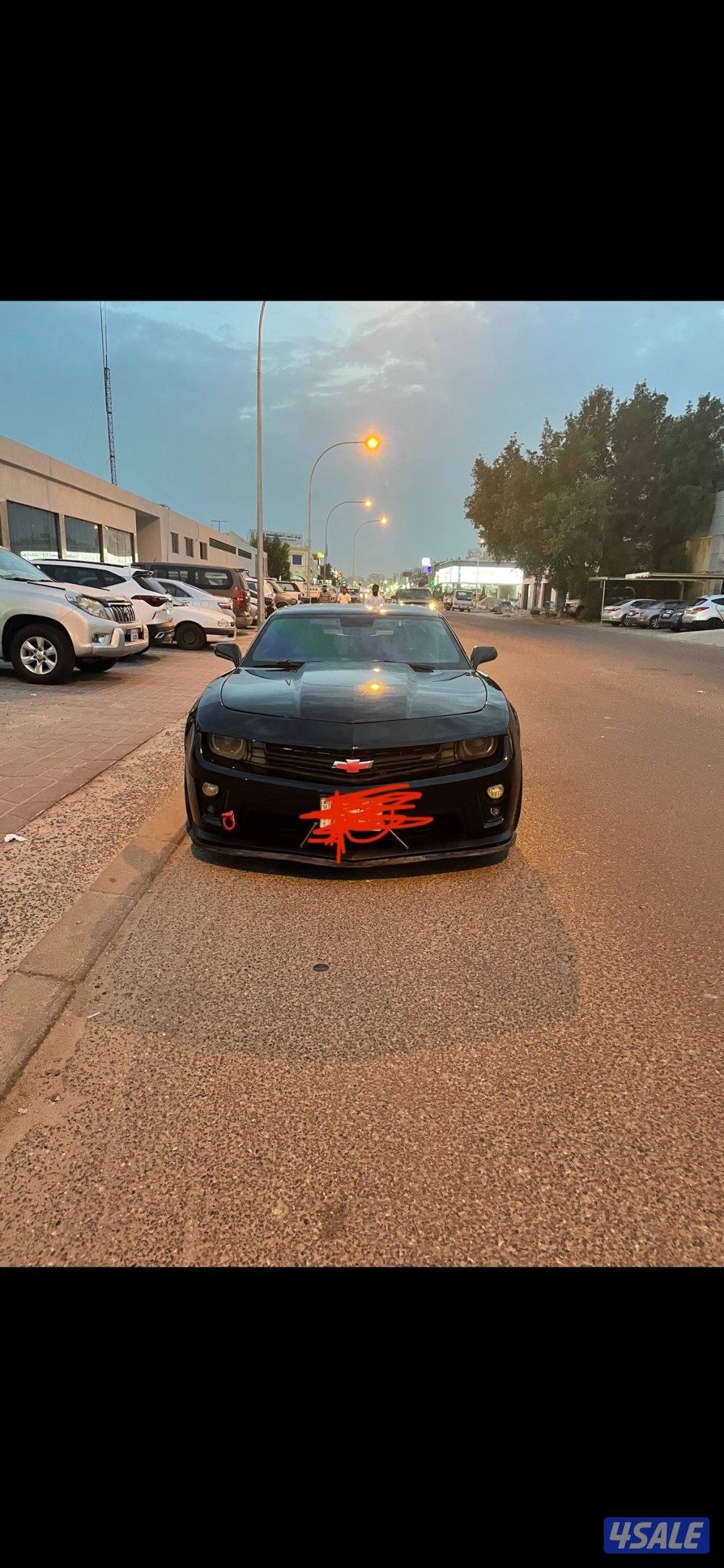 للبيع كمارو  ليدور نظيف 2012  غير وماكينه وشاصي فوق لممتاز1