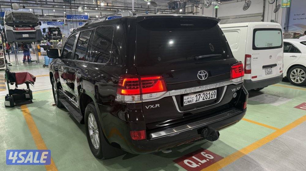 VXR الساير وكالة الكويت كالجديد6