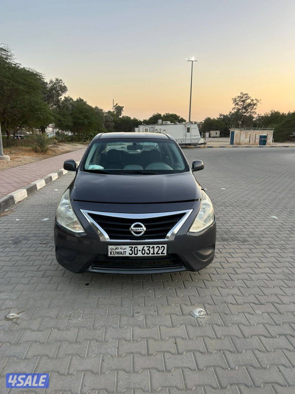 للبيع نيسان صني1