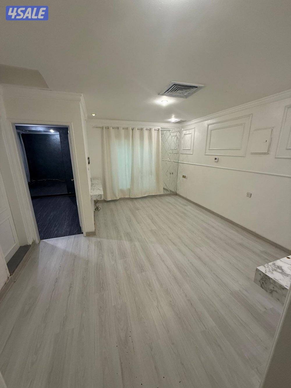 شقق للايجار خلو وفاضي غرفة وصالة ومطبخ وحمام تشطيب سوبر لوكس11