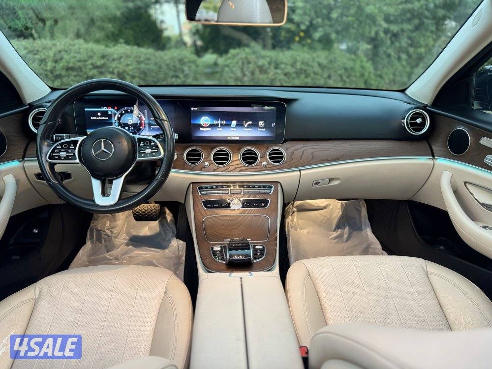 للبيع مرسيدس E200 موديل 2020 فل أوبشن بحاله نظيفه جدا6