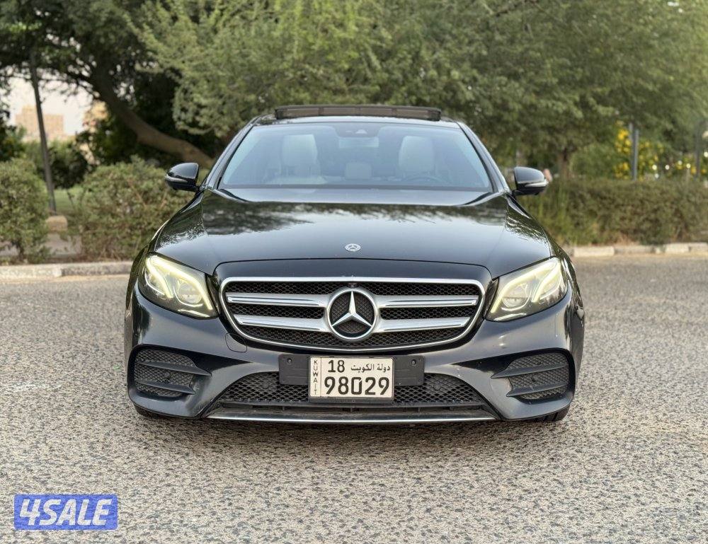 للبيع مرسيدس E200 موديل 2020 فل أوبشن بحاله نظيفه جدا8