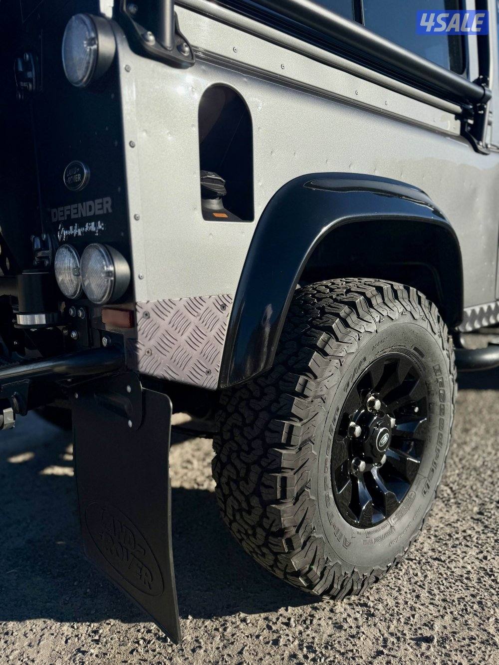 للبيع ديفندر 90 موديل 2015 ماشي 30 ألف كيلومتر فقط5