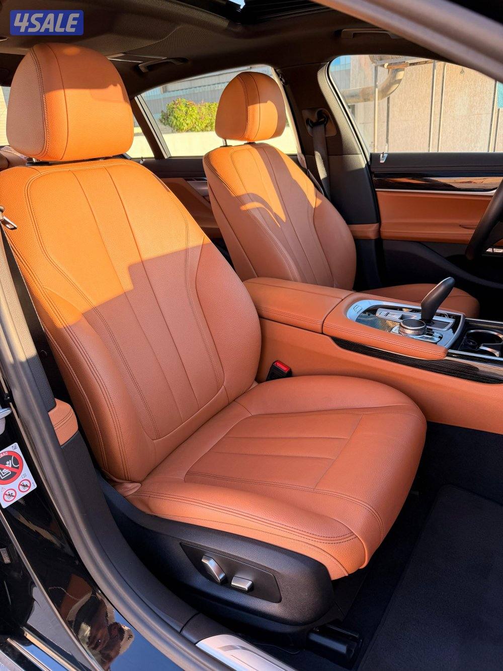 BMW 740Li Executive8