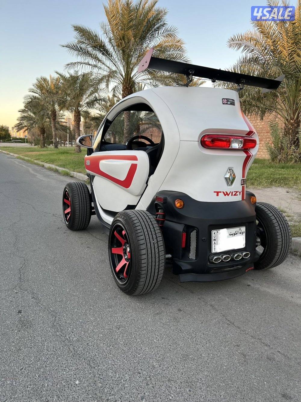 رينو تويزي موديل ٢٠١٨ ماشيا فقط 5 الاف1