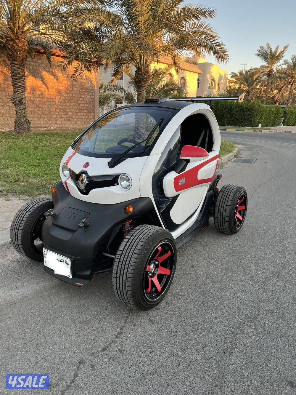 رينو تويزي موديل ٢٠١٨ ماشيا فقط 5 الاف4