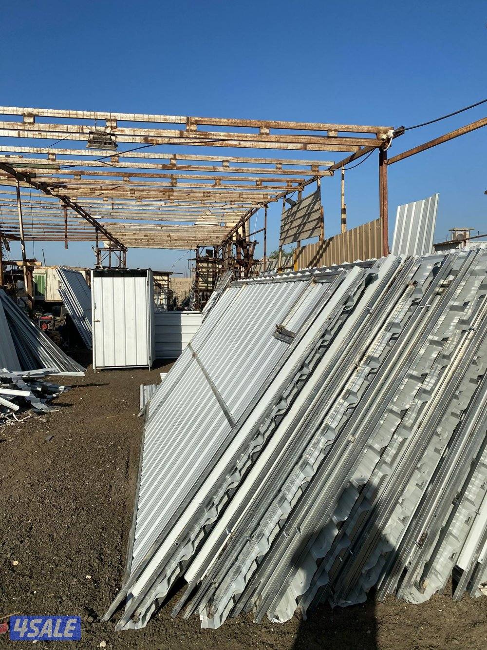 للبيع مطابخ كيربي حمامات كيربي مخازن كيربي0