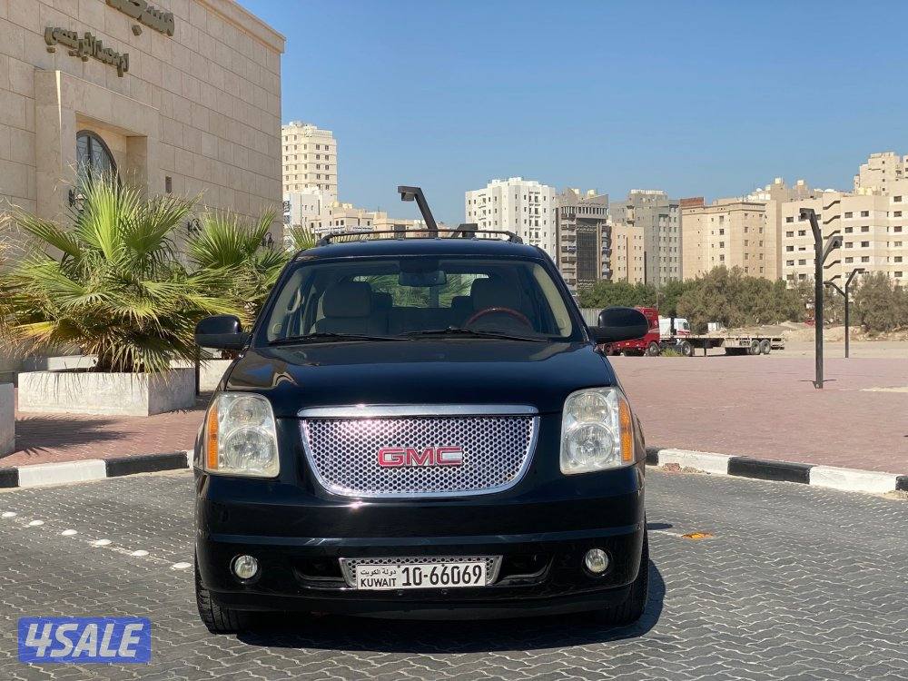 يوكن موديل 2011 بحاله ممتازه جدا نقبل تثمين و بدل9