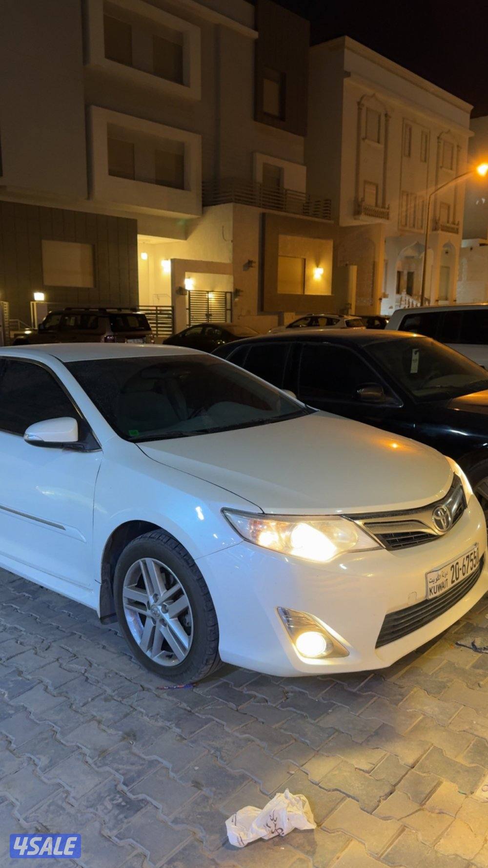 للبيع كامري موديل ٢٠١٣3