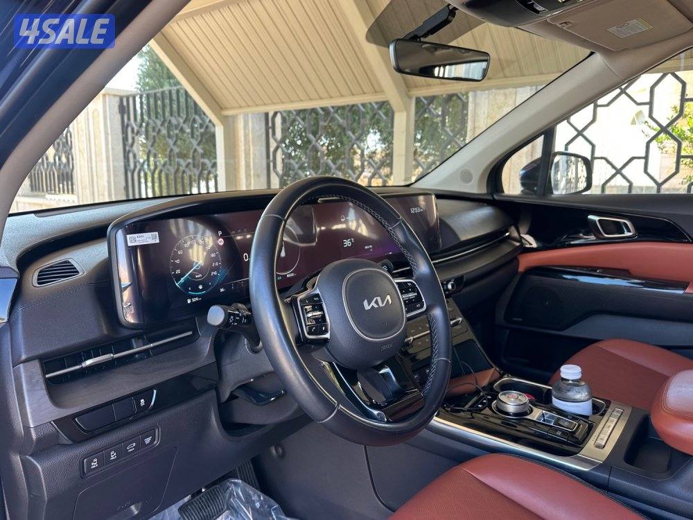 كيا كرنفال 2022 ماشي 80 كامل المواصفات شرط الفحص6