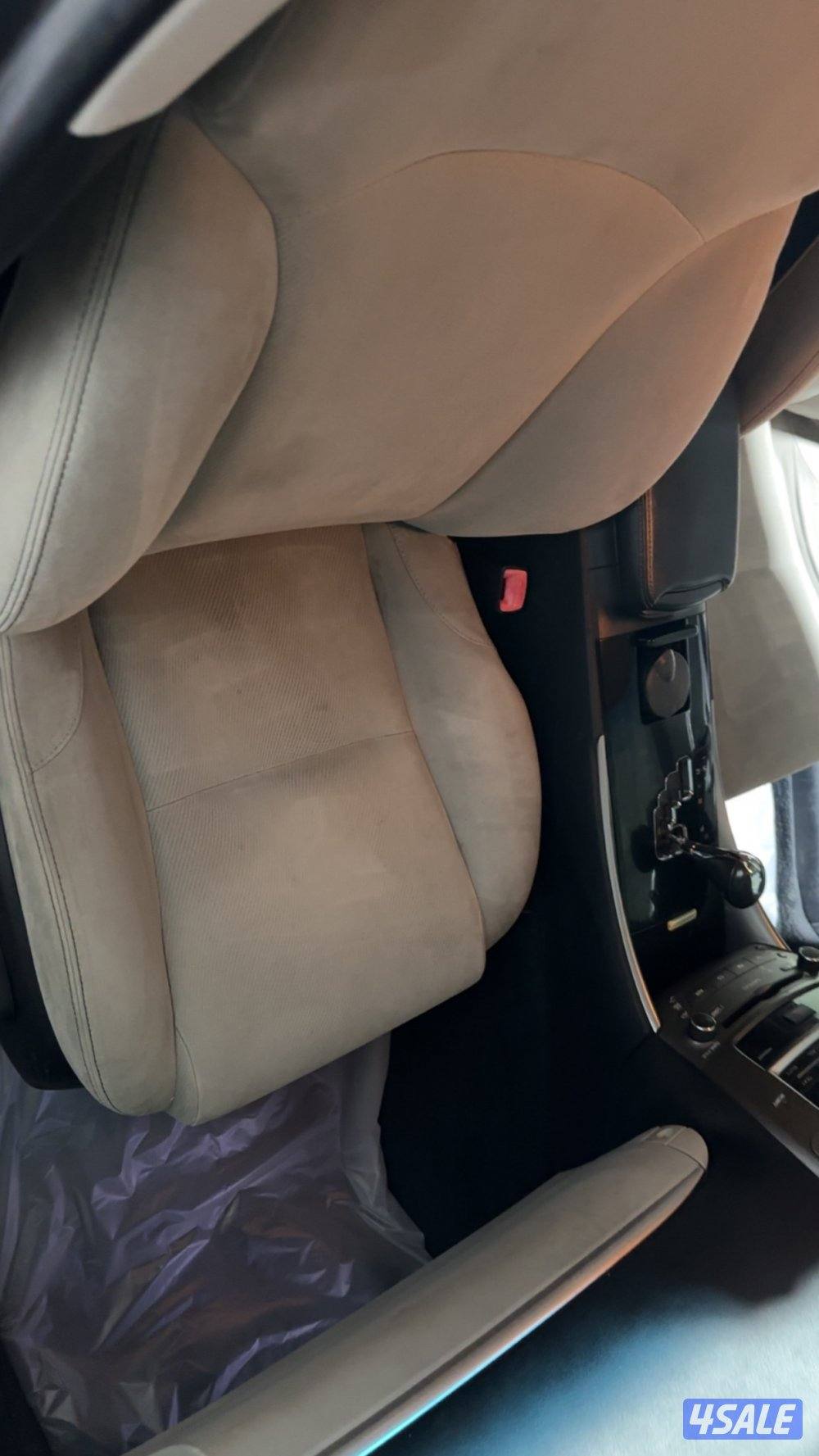 للبيع لكزس is250 موديل ٢٠١٢7