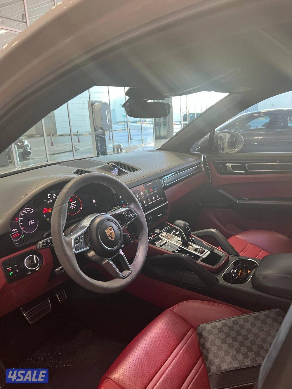 بورش كايين GTS9