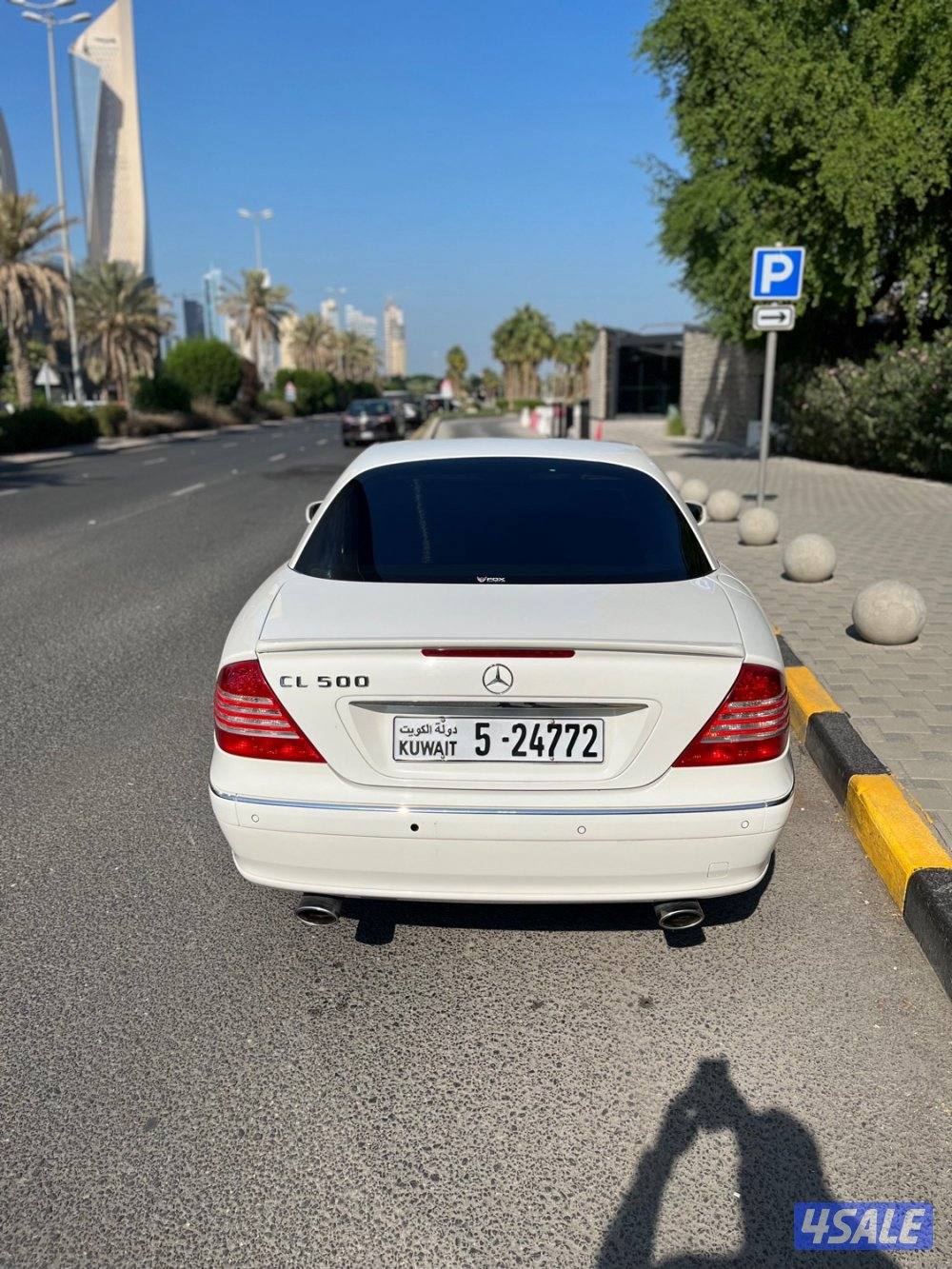 لهواة النوادر مرسيدس CL500 موديل ٢٠٠٢1