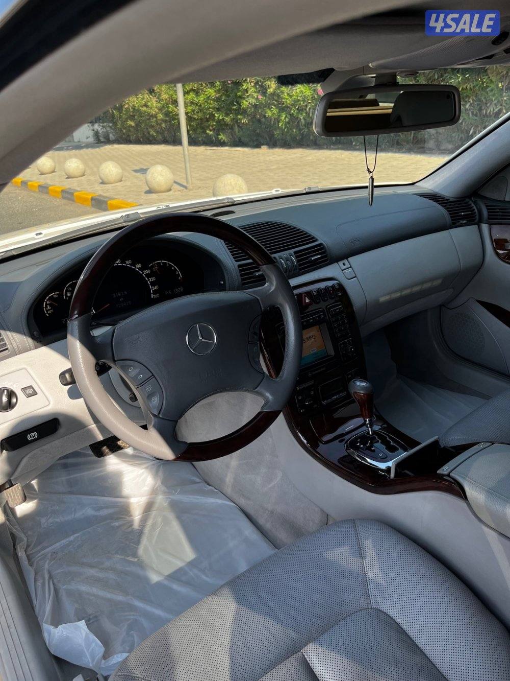 لهواة النوادر مرسيدس CL500 موديل ٢٠٠٢4